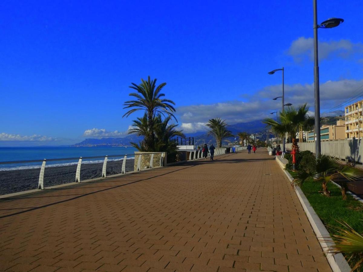 Villa Gaia - Luxury Villa, Pool & Wellness Rooms Bordighera Exterior photo