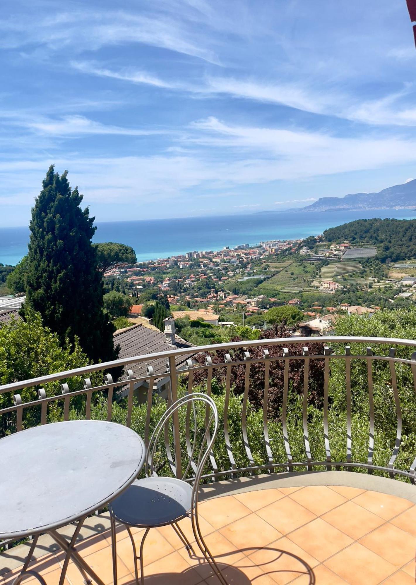 Villa Gaia - Luxury Villa, Pool & Wellness Rooms Bordighera Exterior photo